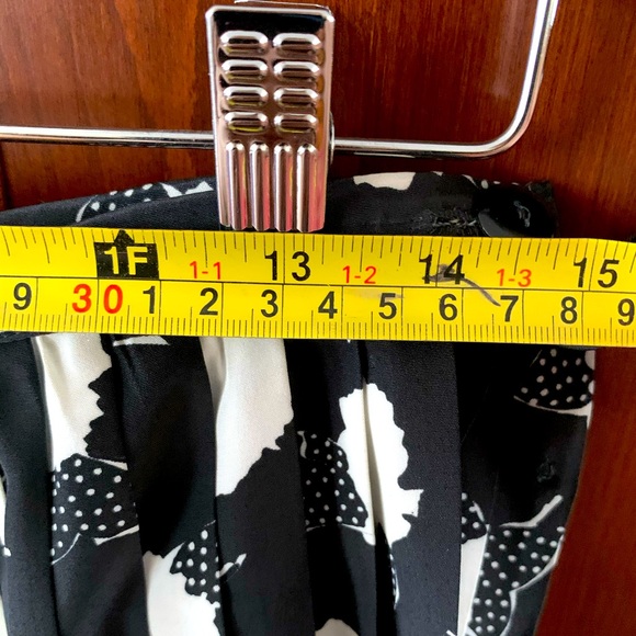 Black & white viscone fully pleated midi skirt M - Picture 7 of 13